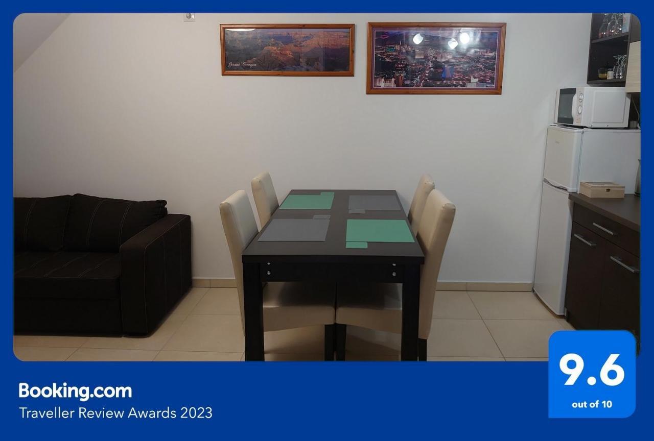 Blonde River Apartman Soter Szeged Bagian luar foto