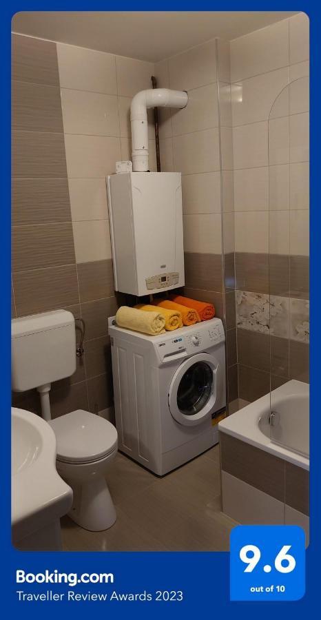 Blonde River Apartman Soter Szeged Bagian luar foto